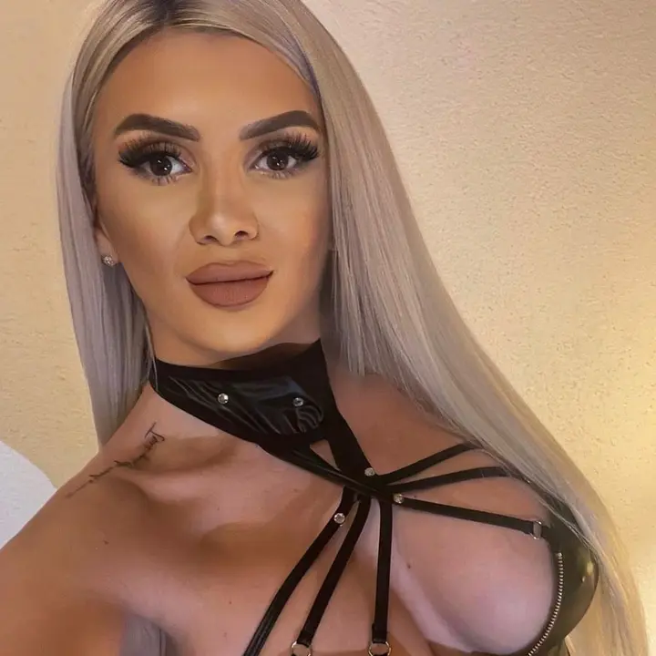 @andreeadeea27_