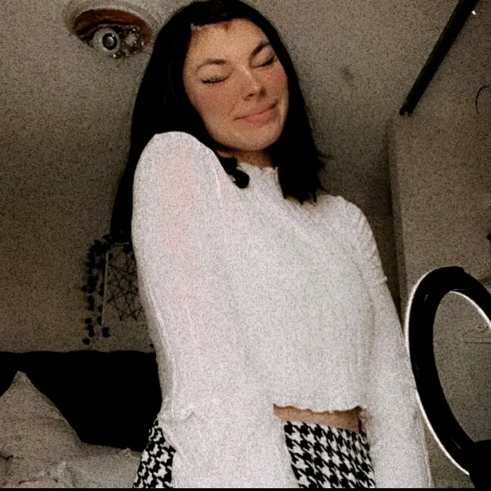 @notmeisisjs